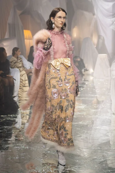 Look 65